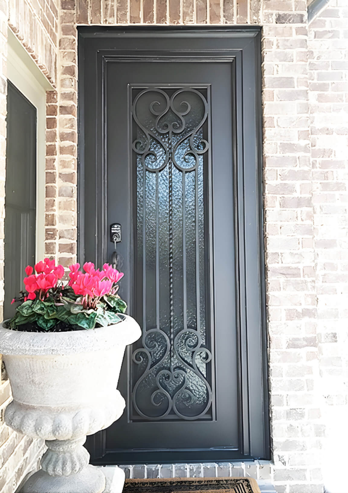 PS1952 – Swinging Door