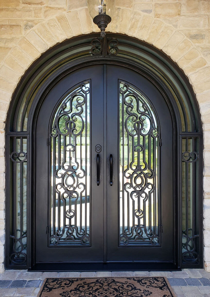 PS2046 – Swinging Door