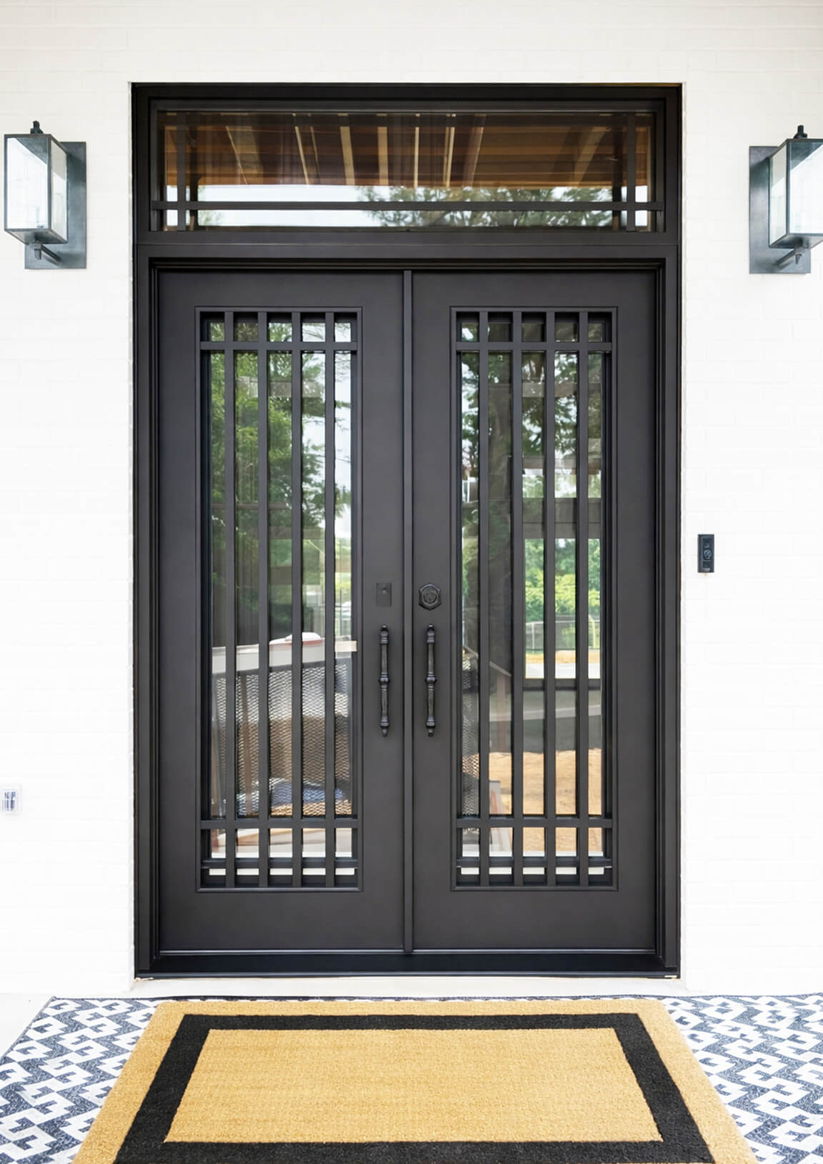 PS2082 – Swinging Door