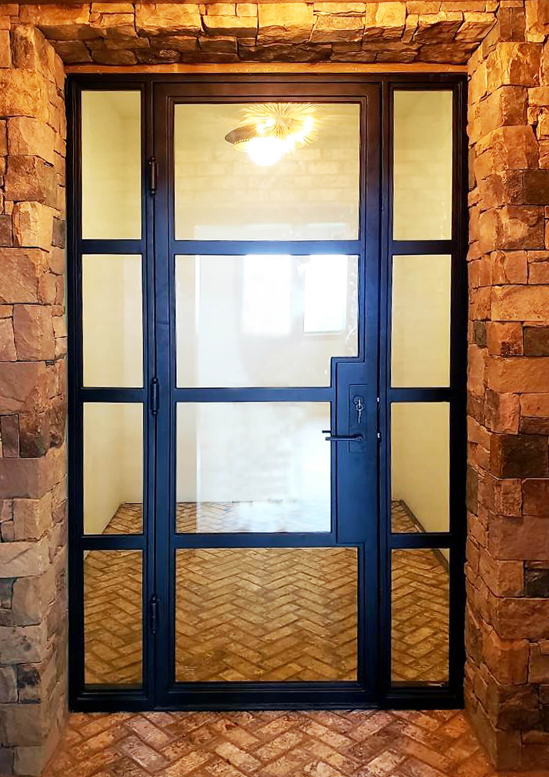 PS2100 – Wine Cellar Door