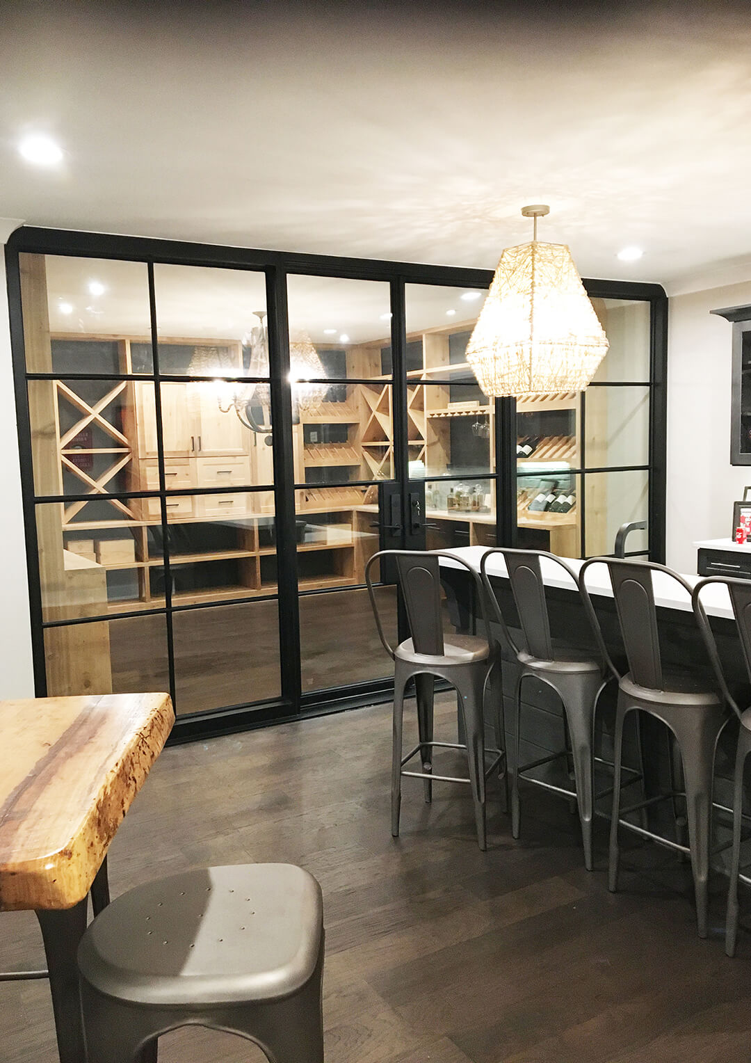 PS2104 – Wine Cellar Door