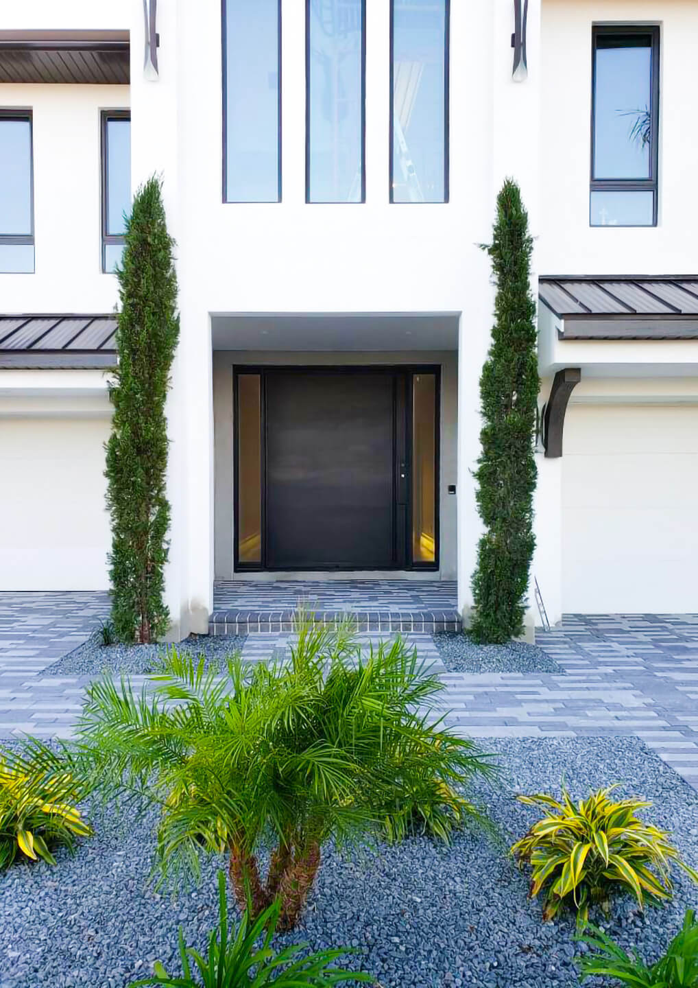 PS2619 – Pivot Door