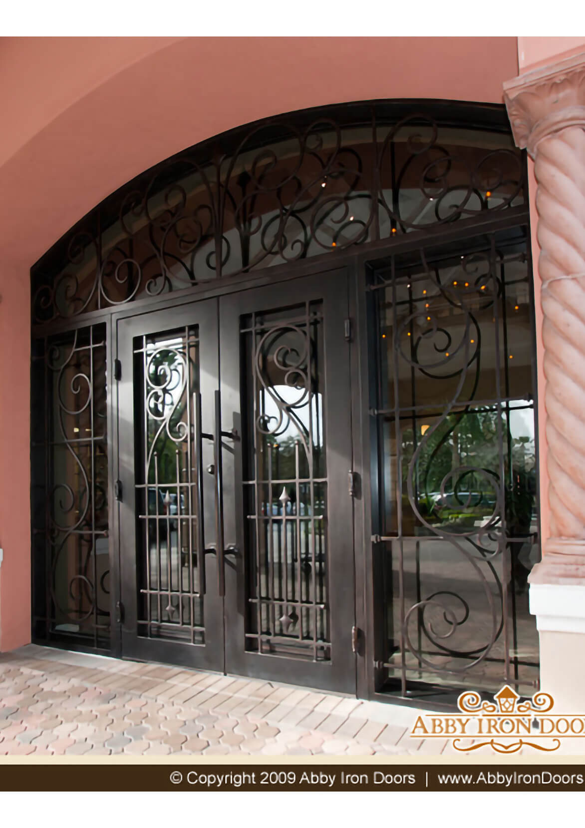 PS2624 – Swinging Door